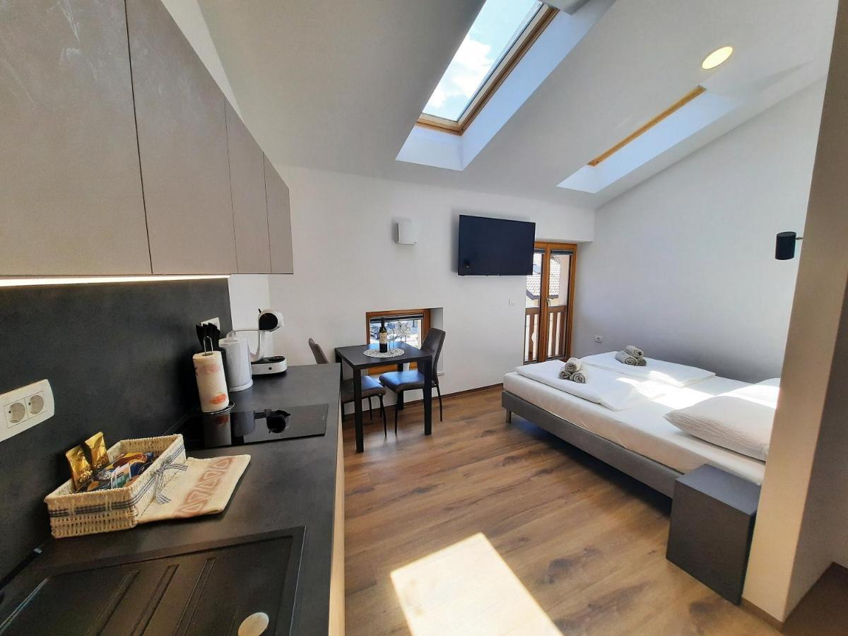 Apartments Hlapi With Spa Kobarid Exterior photo