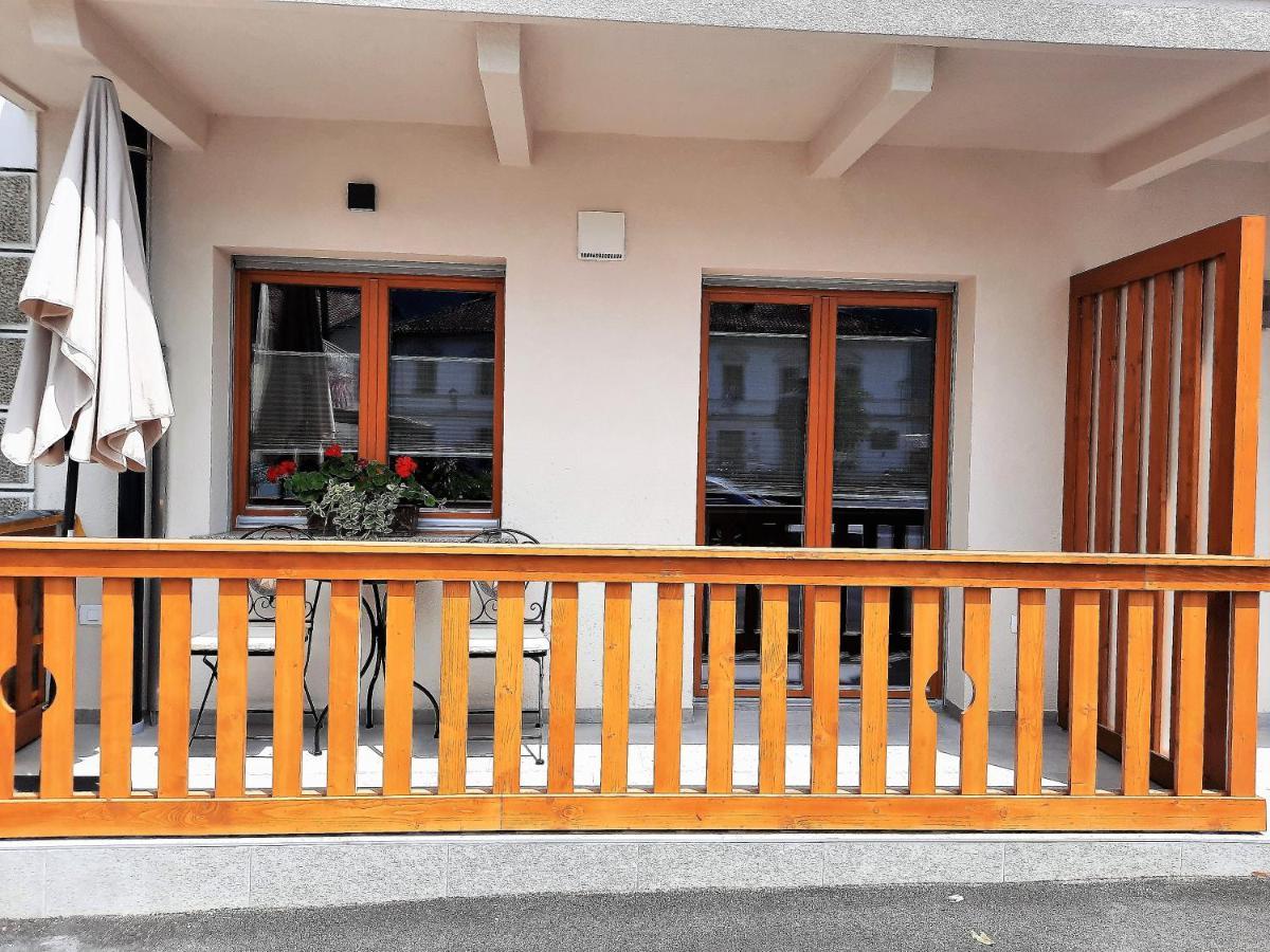 Apartments Hlapi With Spa Kobarid Exterior photo
